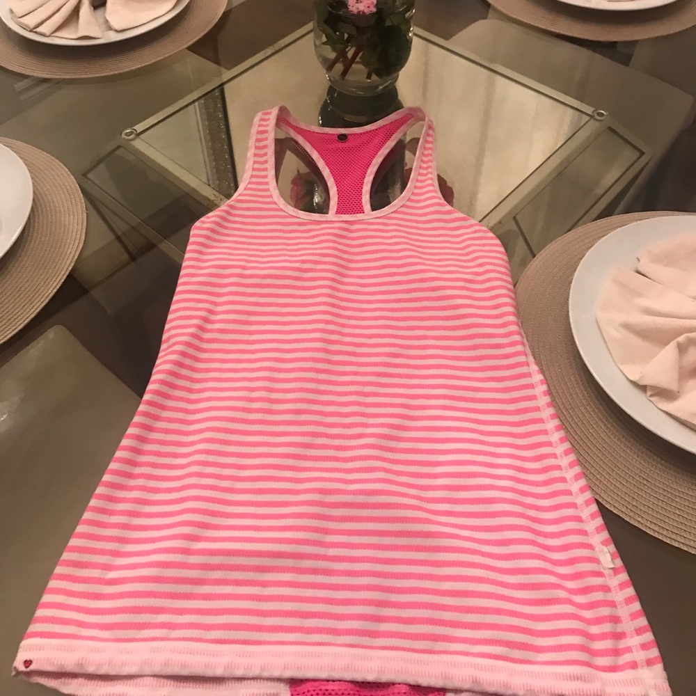 Lorna Jane pink workout shirt